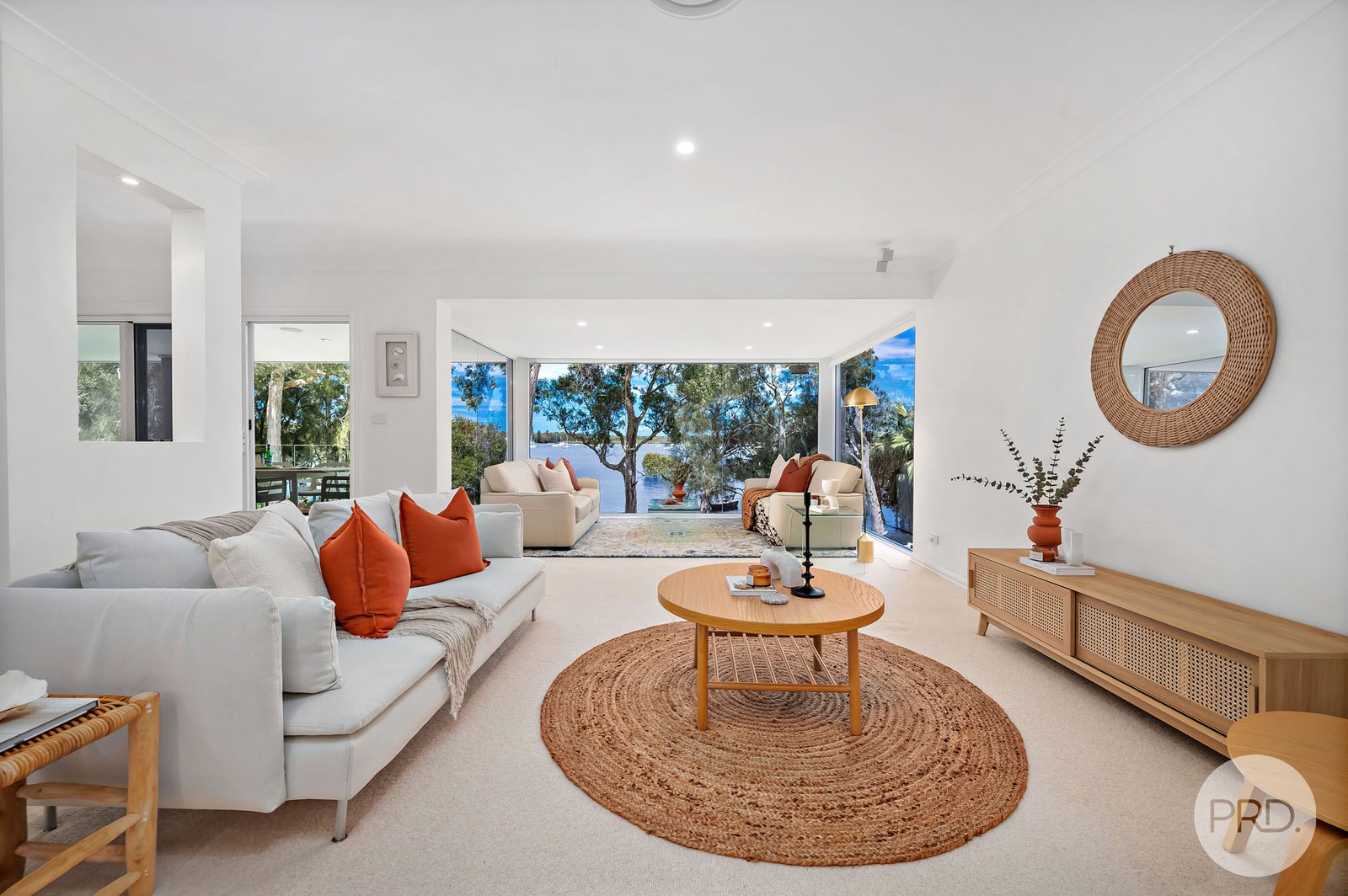 32 Danalene Parade CORLETTE 13