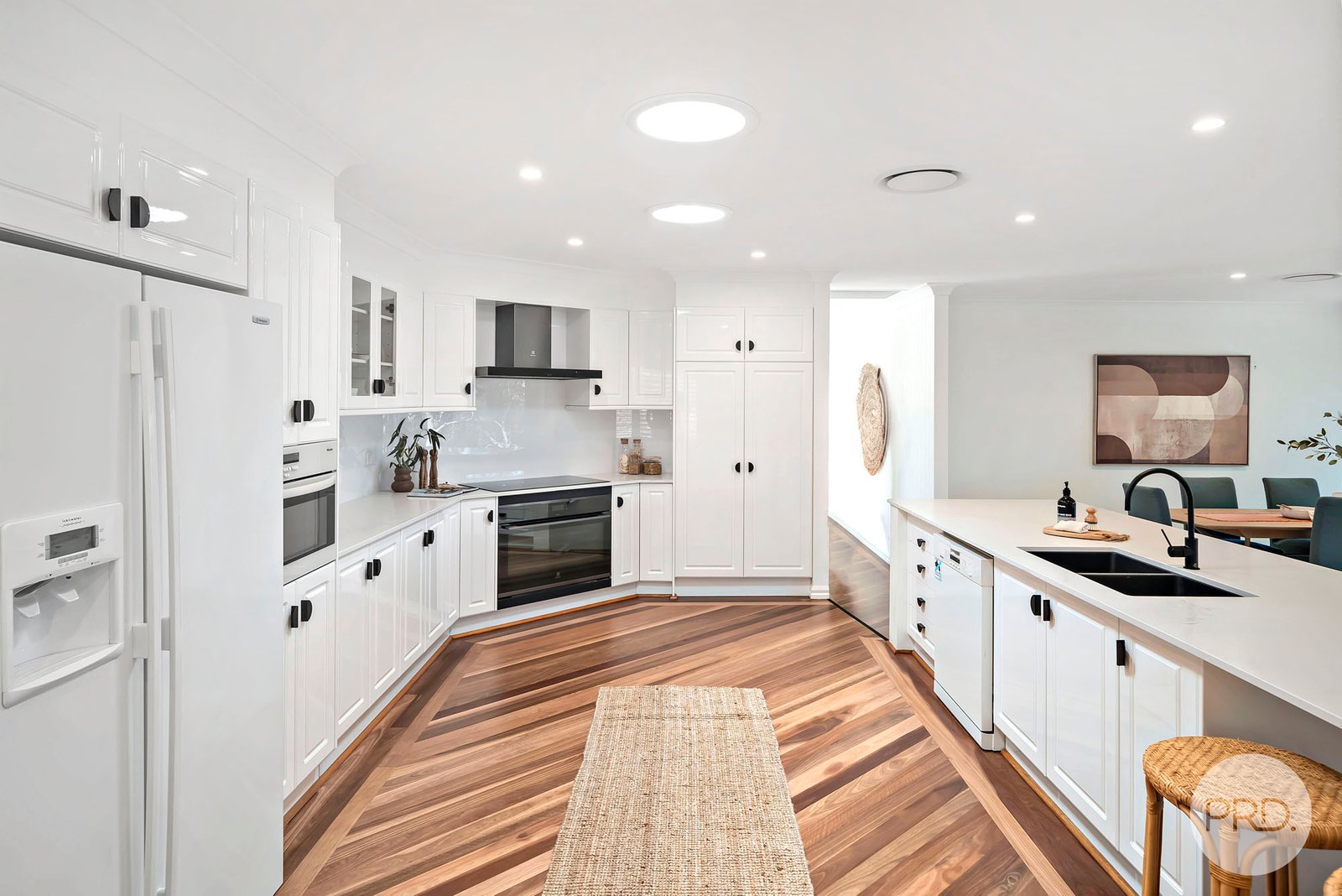 32 Danalene Parade CORLETTE 15