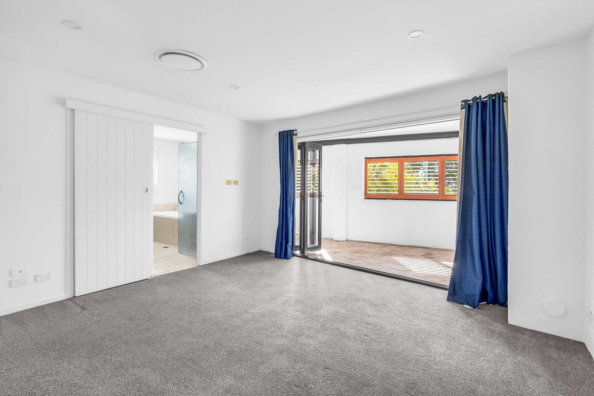 32 Diana Avenue Burleigh Heads 10