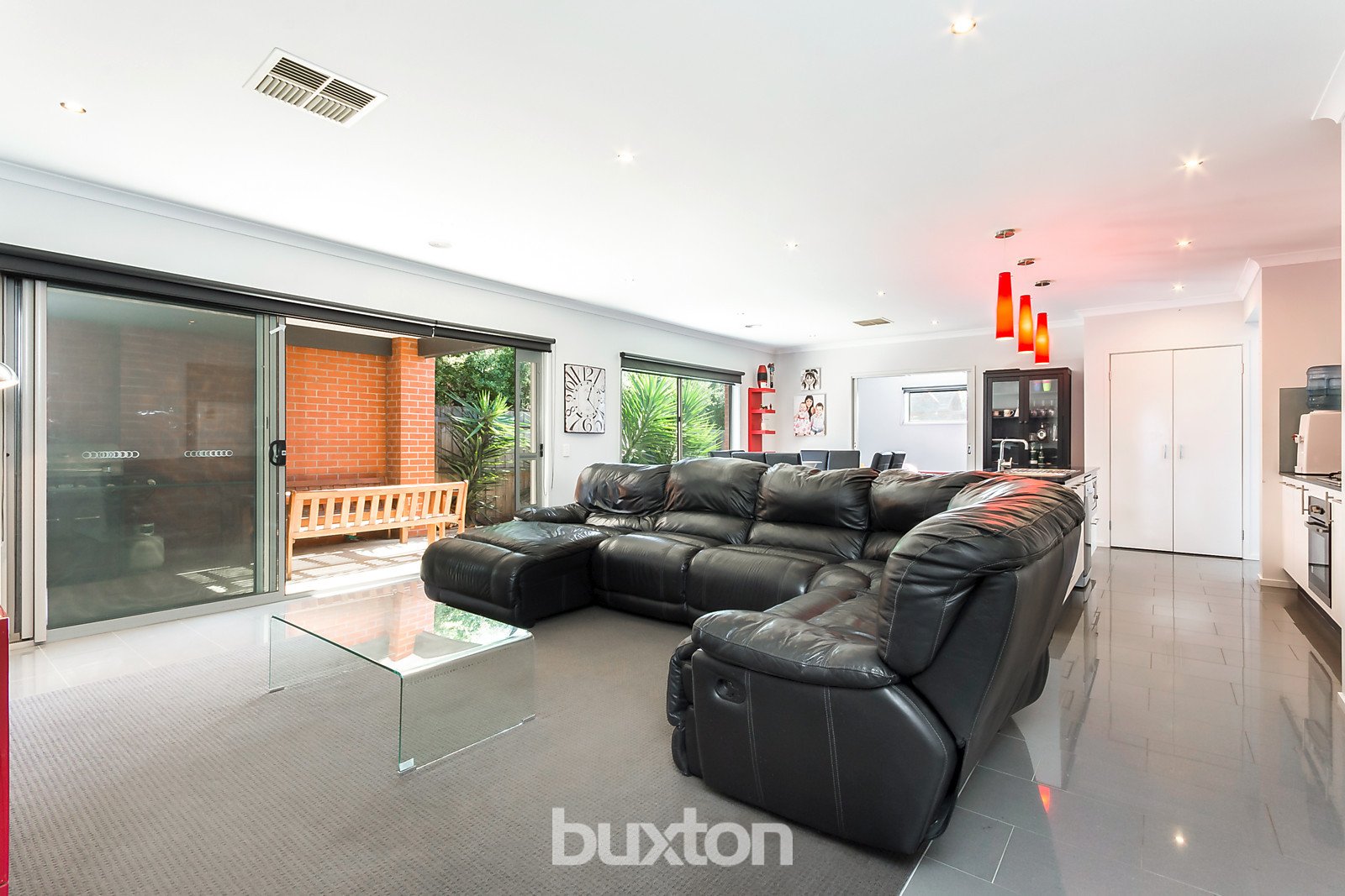 Gallery: 32 Diaz Drive