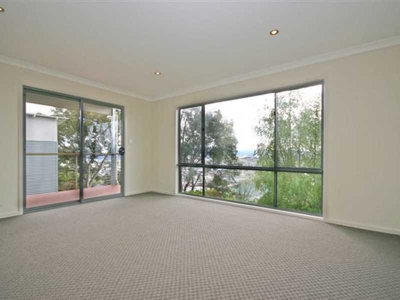 3/2 Dorothy Court WEST MOONAH 5