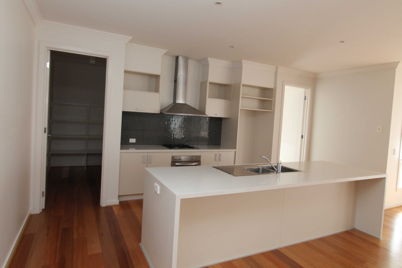 32 Dorset Drive ALFREDTON 9