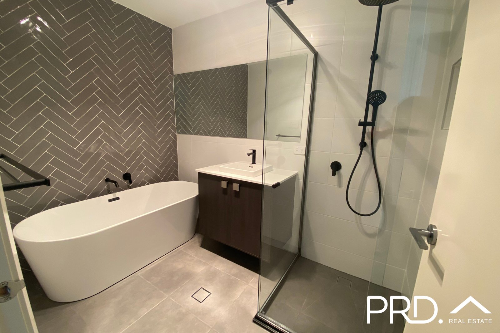 32 Dove Street REVESBY 5
