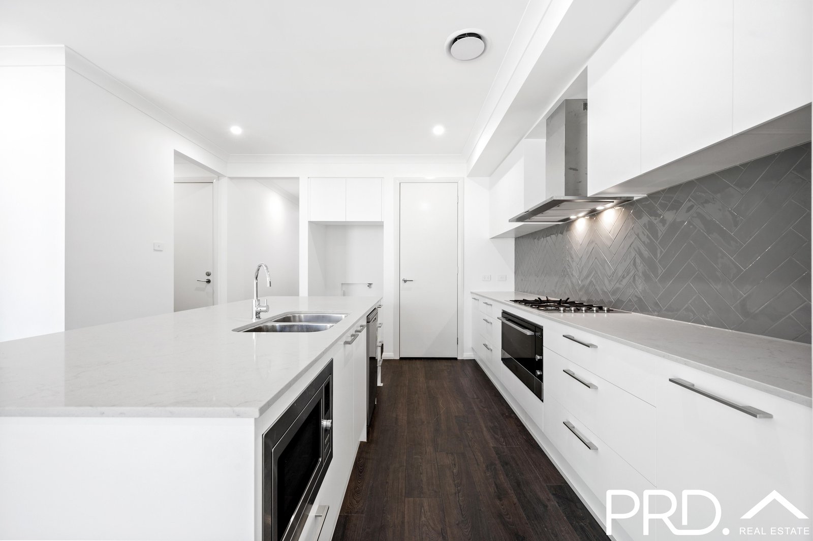 32 Dove Street REVESBY 3