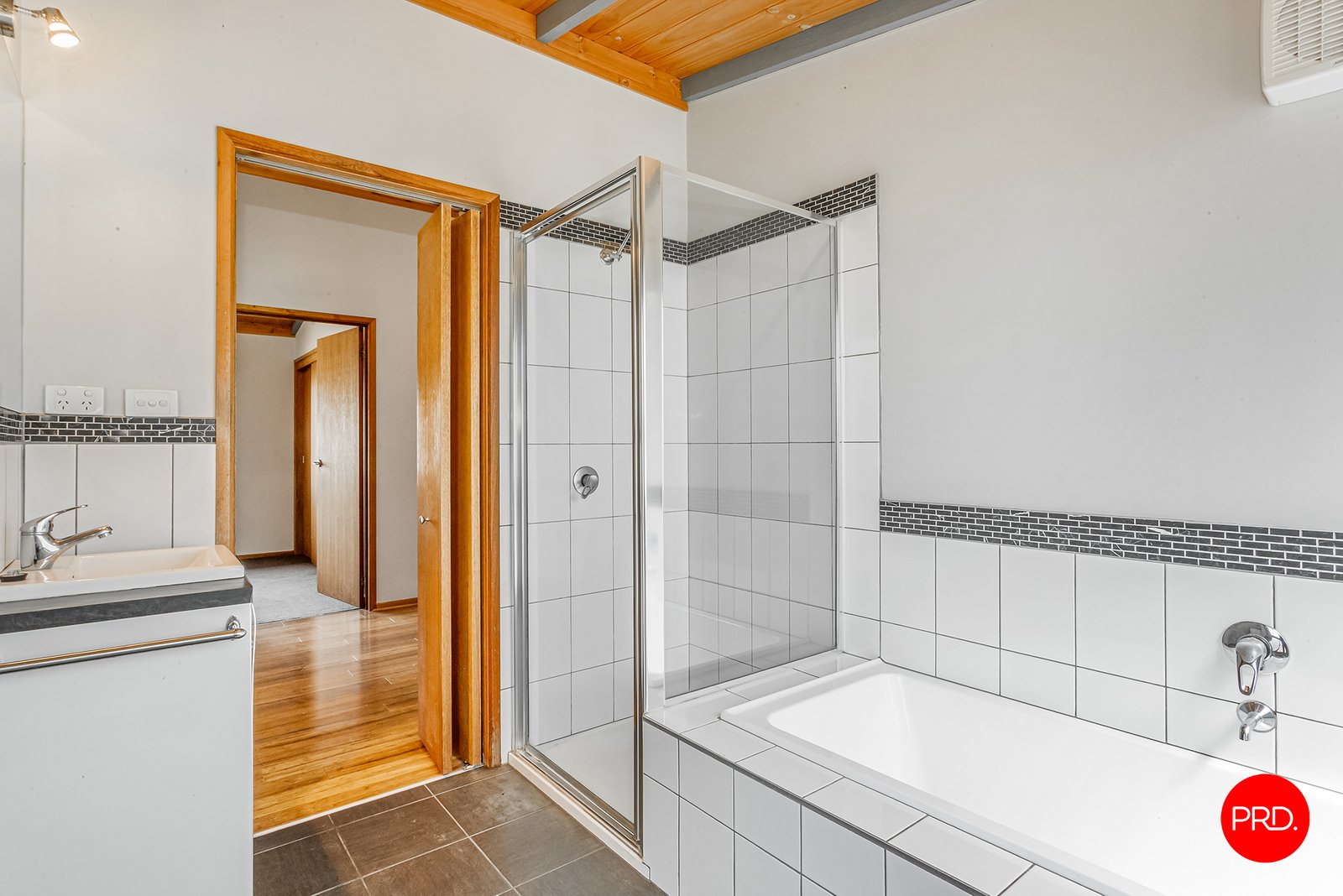 32 Drake St  MALMSBURY 12