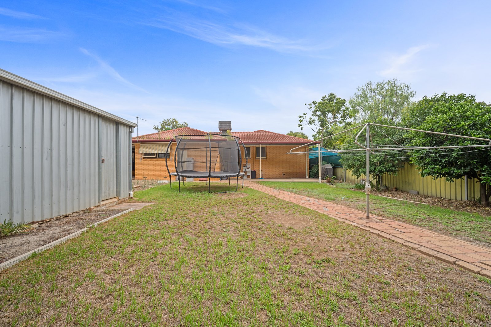 32 Dunn Avenue FOREST HILL 16