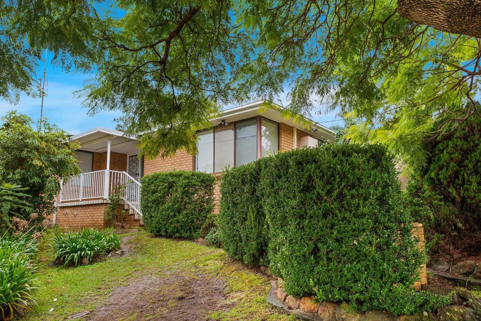 32 Emerson Road DAPTO 1