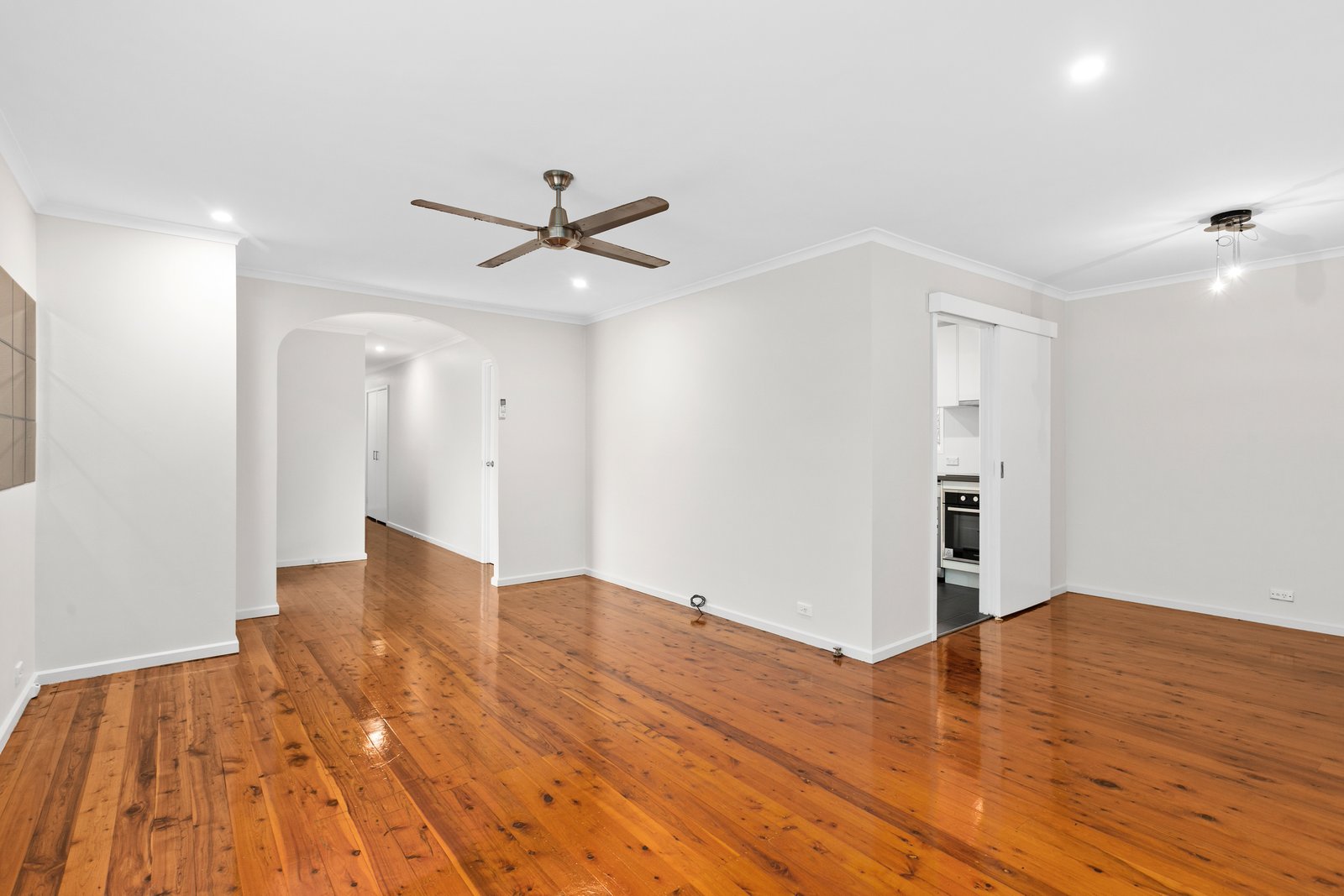 32 Emerson Road DAPTO 4