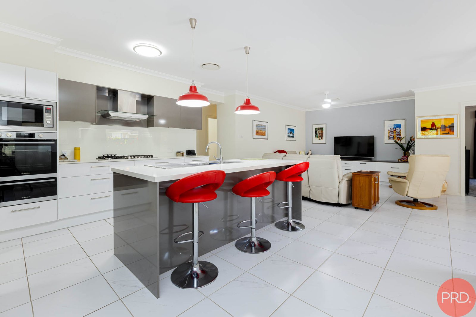 32 Emperor Parade CHISHOLM 4