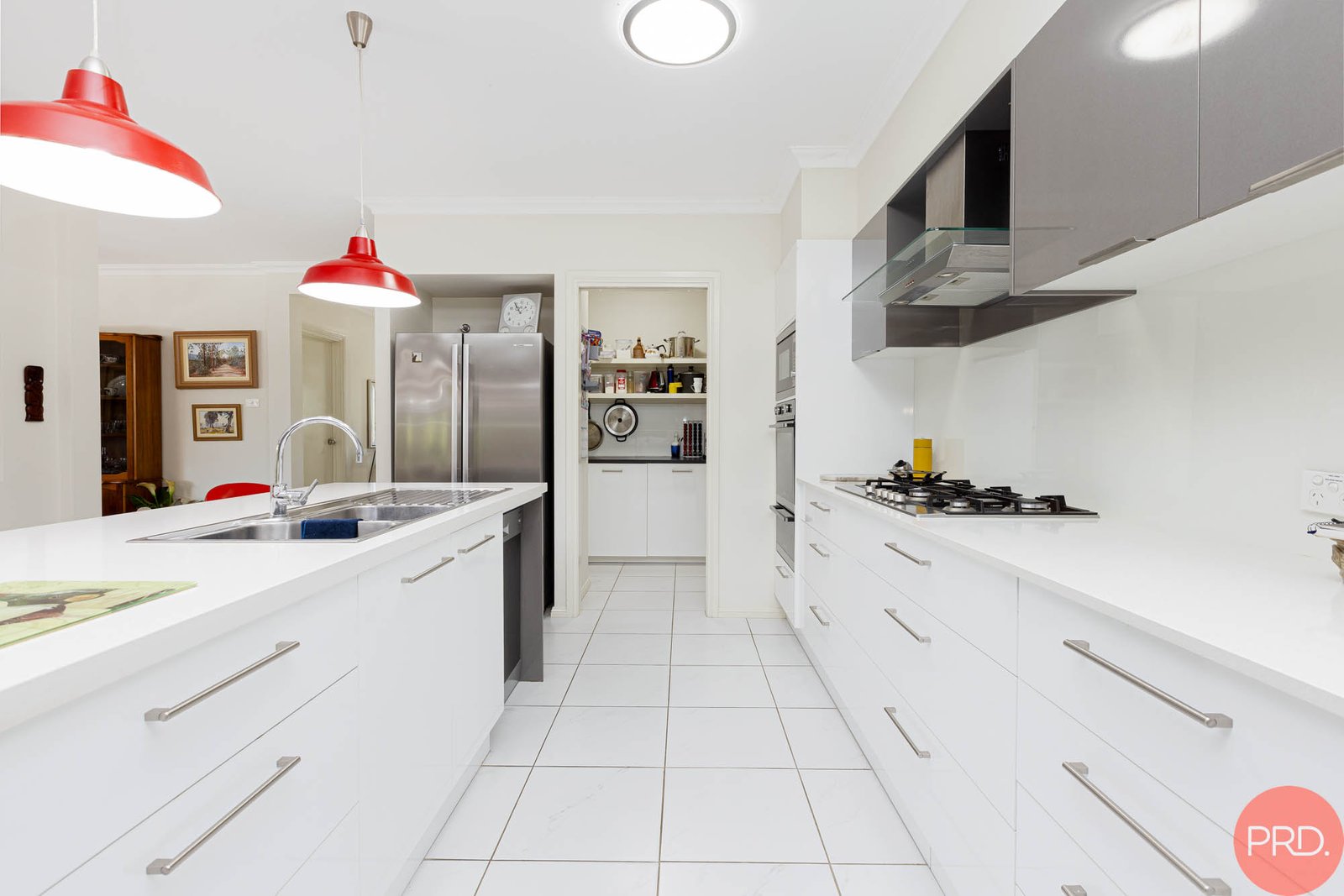 32 Emperor Parade CHISHOLM 7