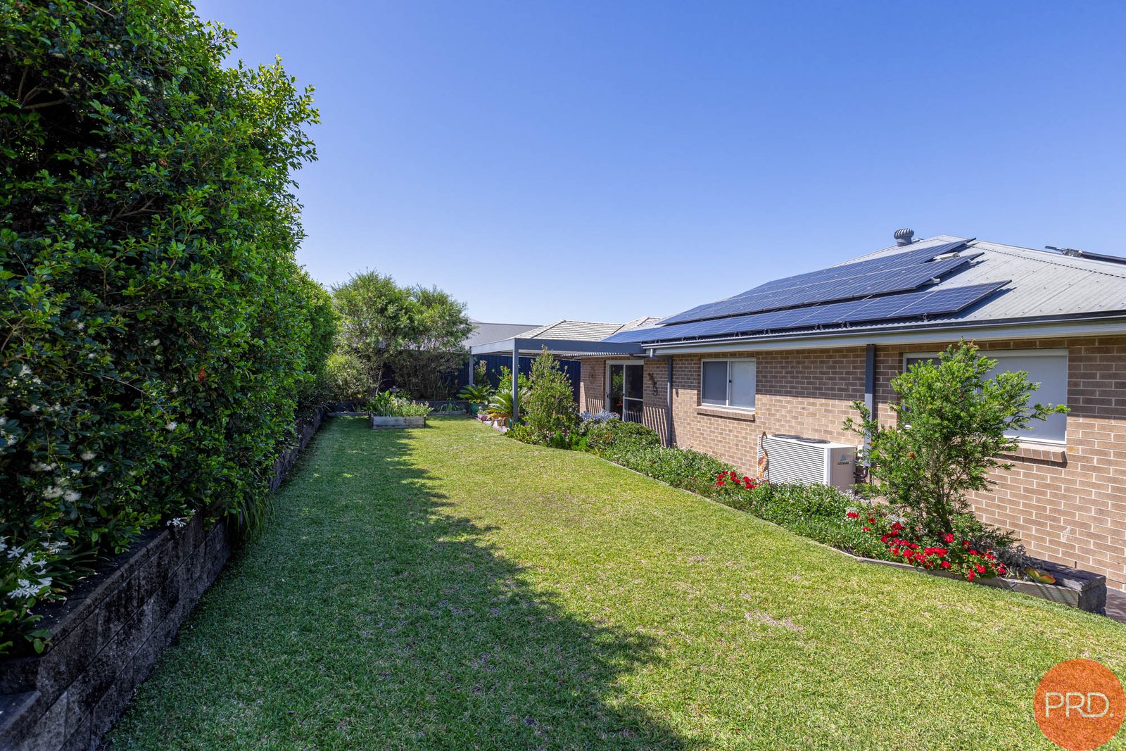 32 Emperor Parade CHISHOLM 22