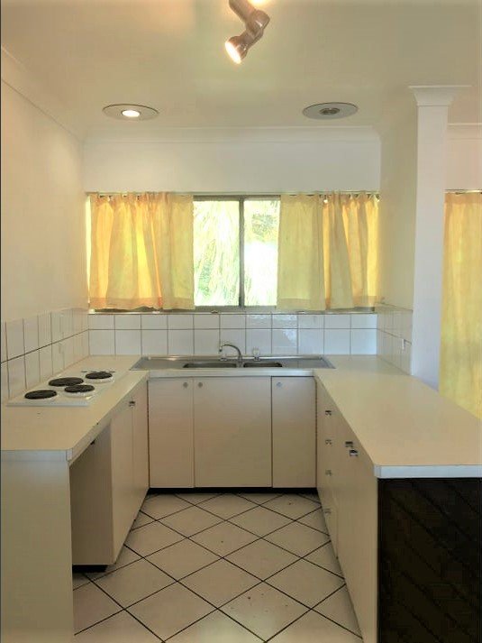 3/2 Eshelby Drive CANNONVALE 9