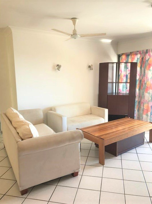 3/2 Eshelby Drive CANNONVALE 10