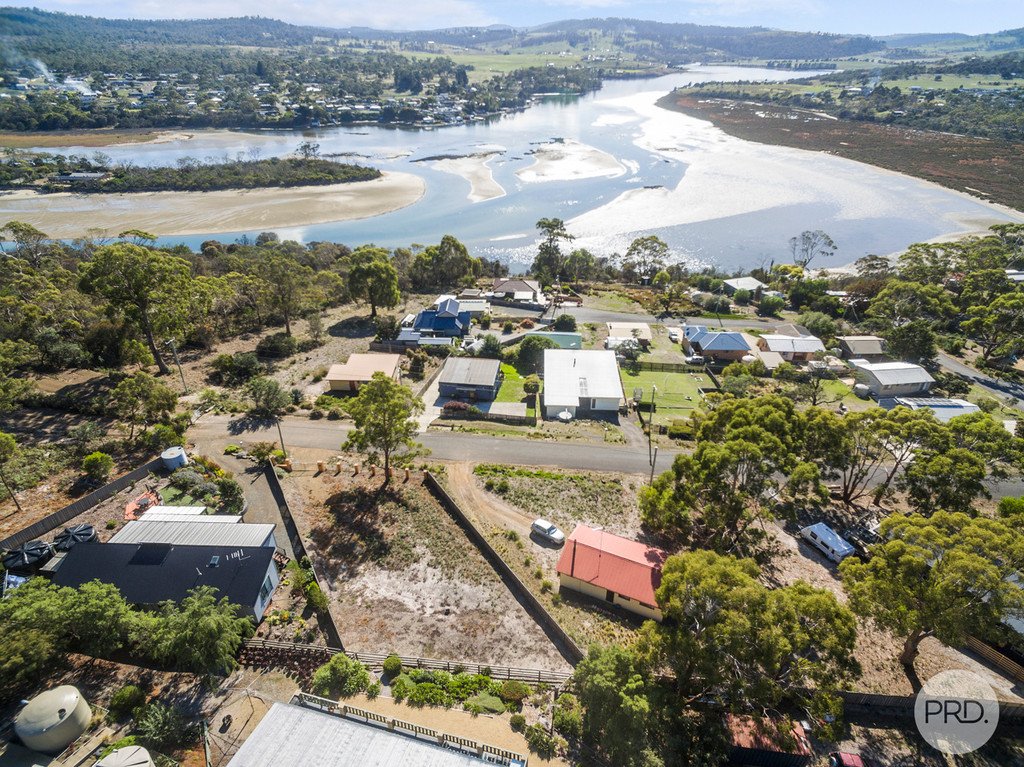 32 Falcon Street PRIMROSE SANDS 1