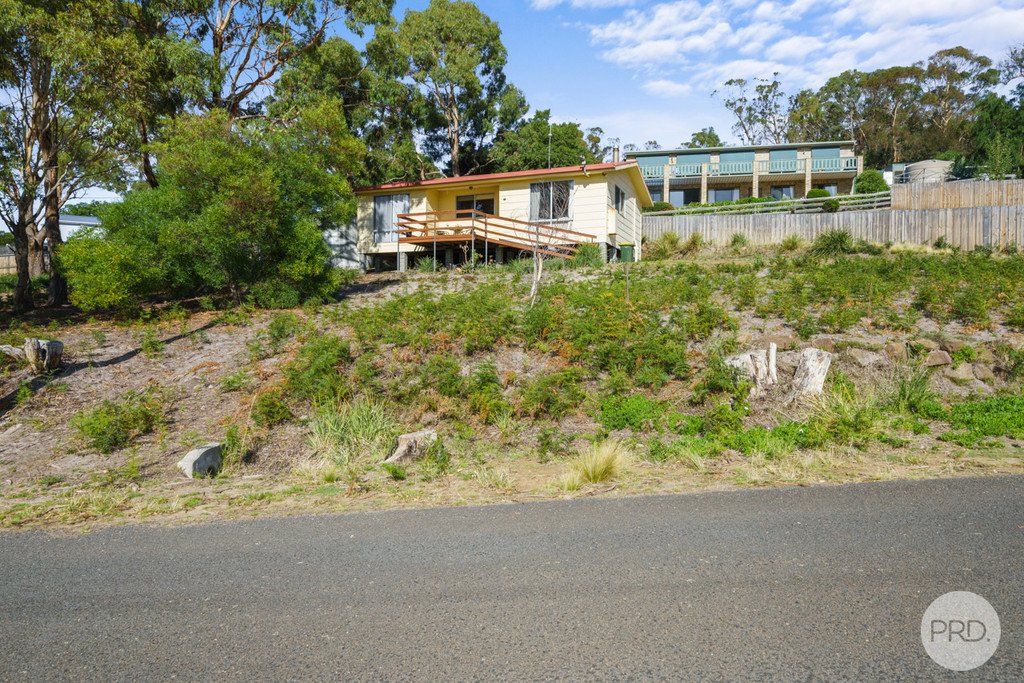32 Falcon Street PRIMROSE SANDS 4