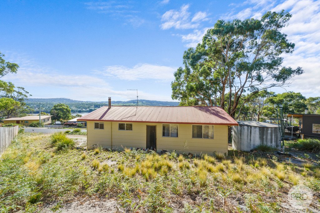 32 Falcon Street PRIMROSE SANDS 18