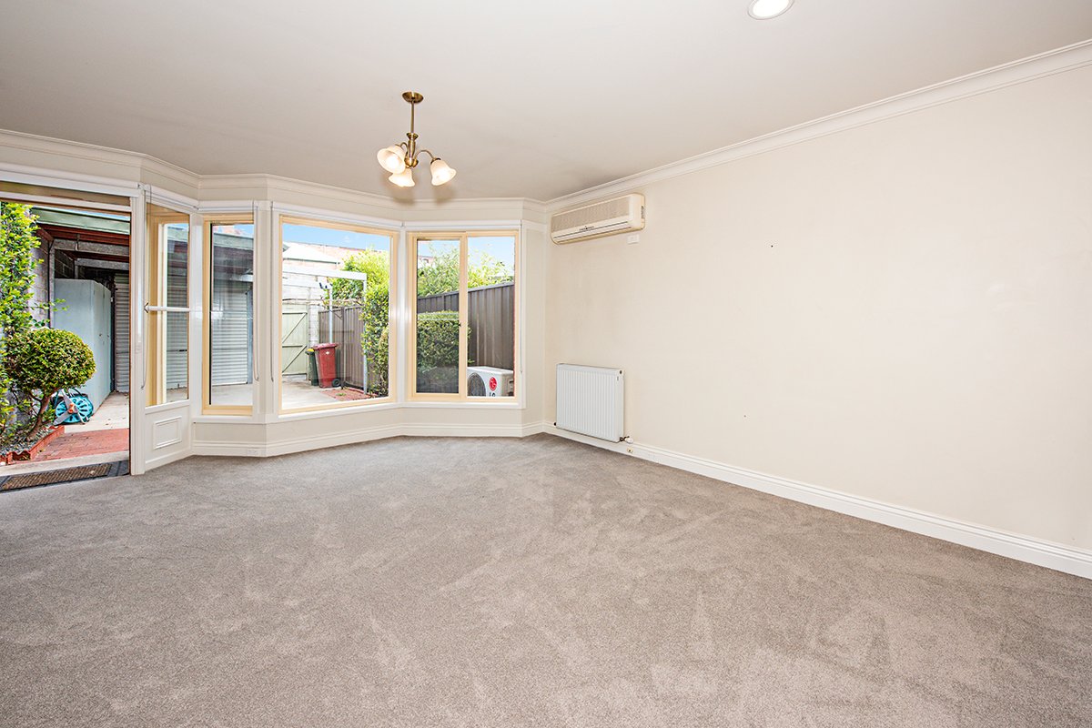 Gallery: 32 Faussett Street
