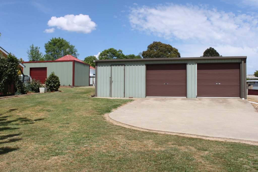 32 Fleet Street TUMBARUMBA 18