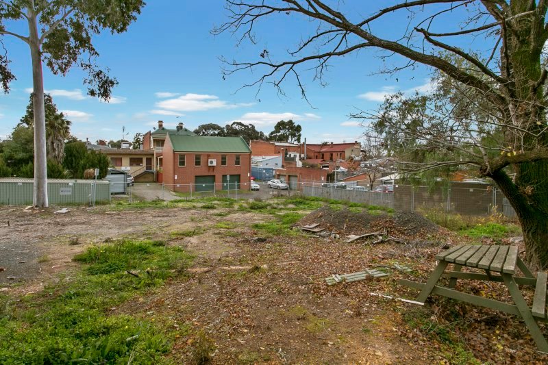 32 Forest Street BENDIGO 5