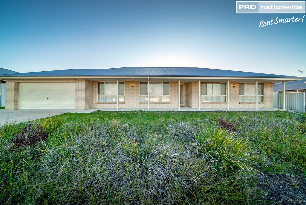 32 Franklin Drive ESTELLA 1