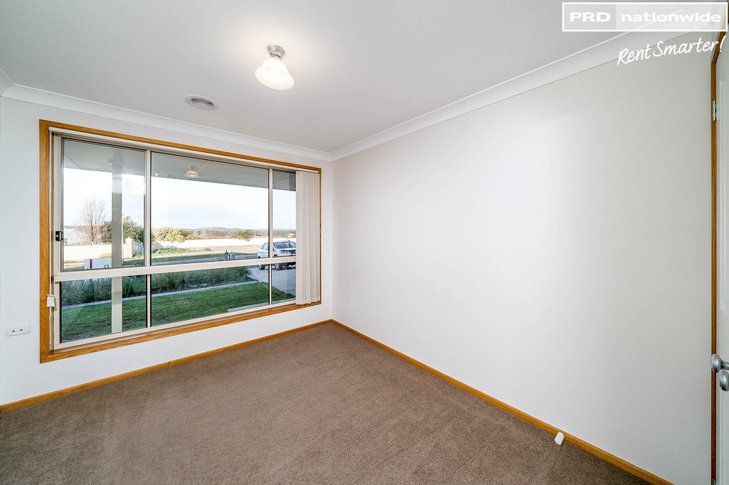 32 Franklin Drive ESTELLA 7