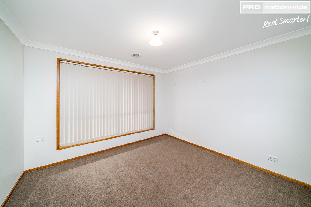 32 Franklin Drive ESTELLA 9