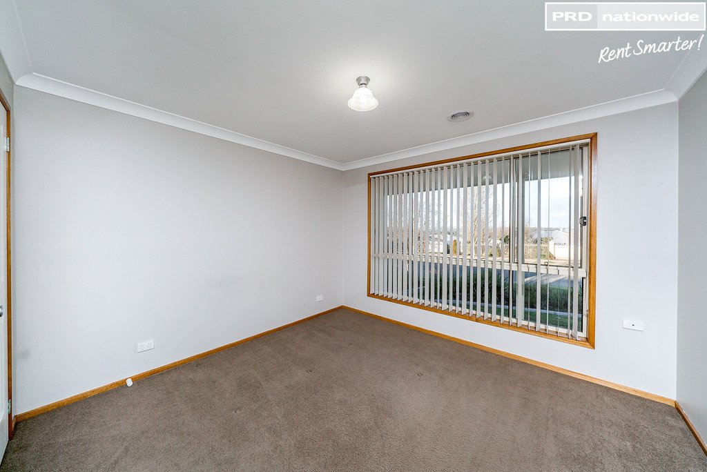 32 Franklin Drive ESTELLA 10