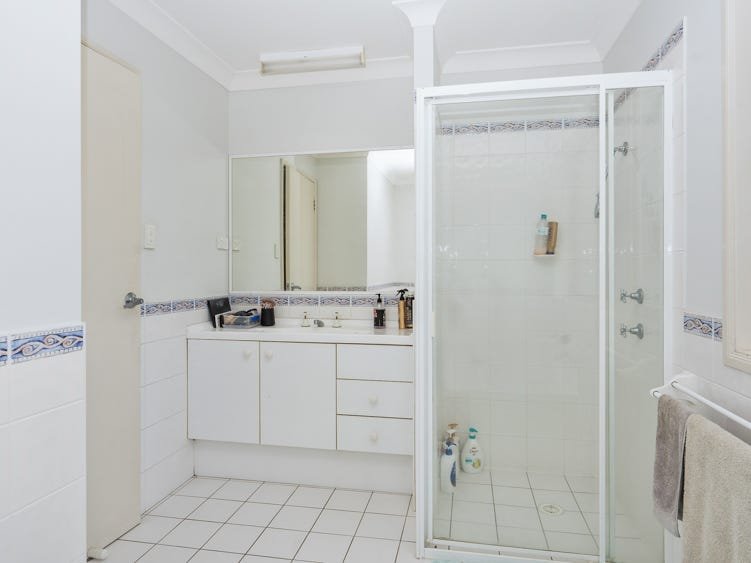 32 Galway Bay Drive ASHTONFIELD 16