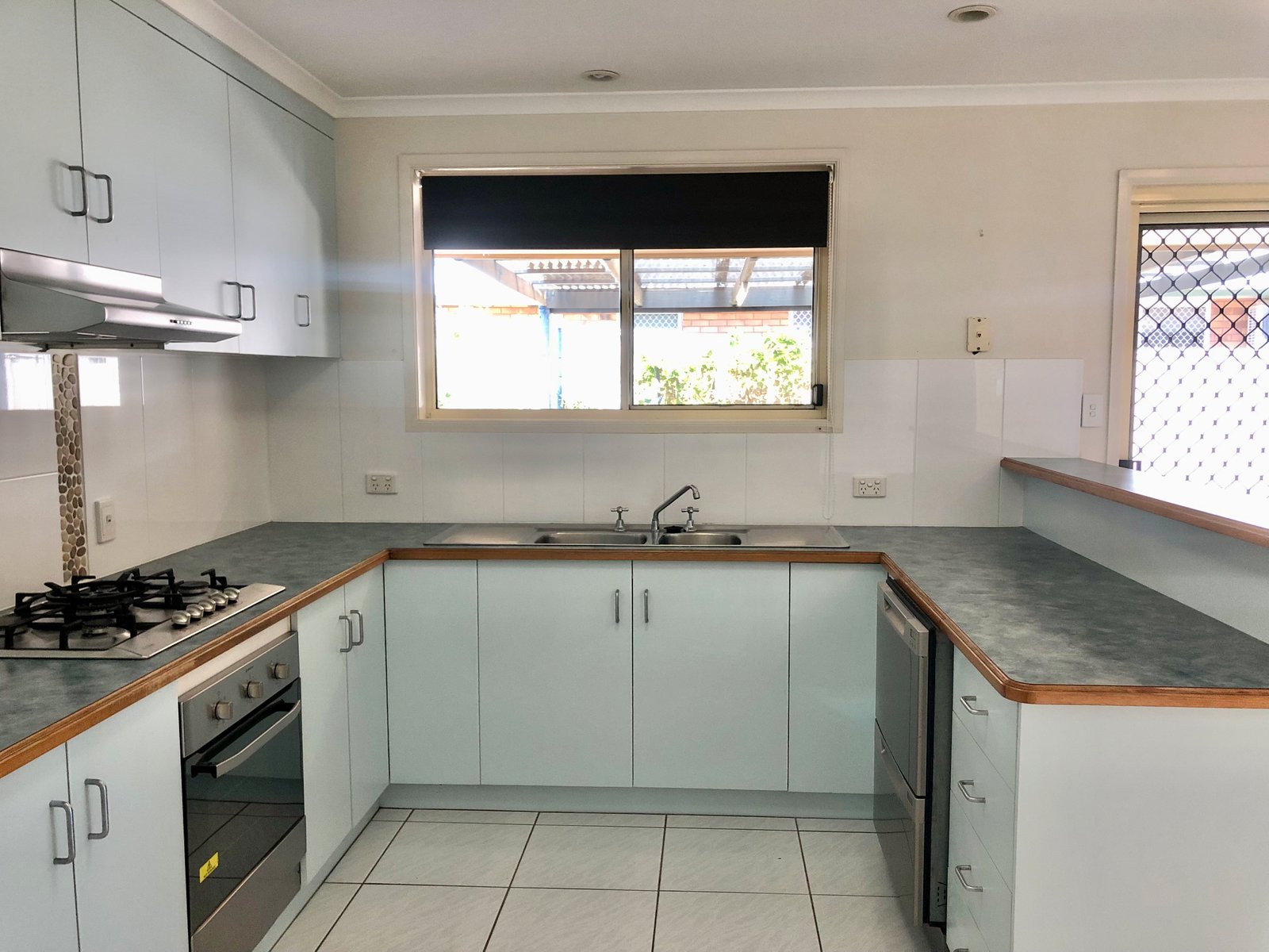 32 Geoffrey Thomas Drive TANNUM SANDS 5