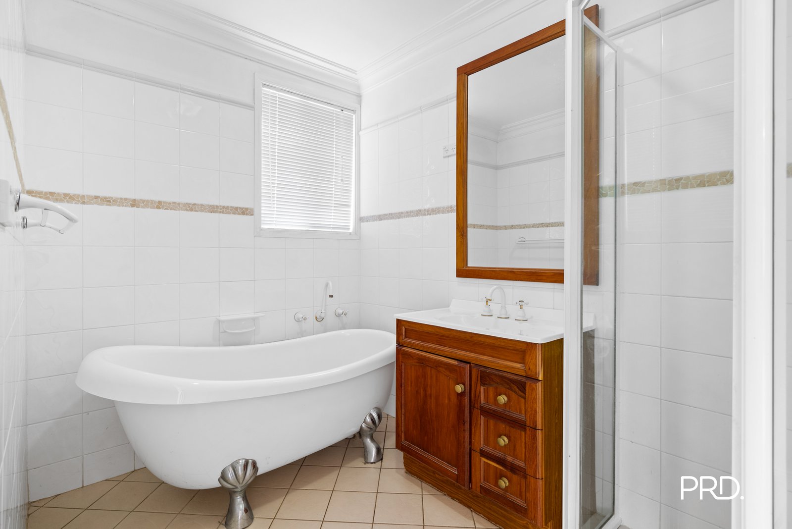 32 Gilda Avenue SOUTH PENRITH 9