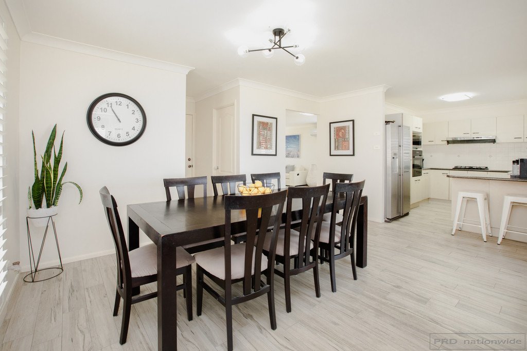 32 Golden Wattle Crescent THORNTON 6