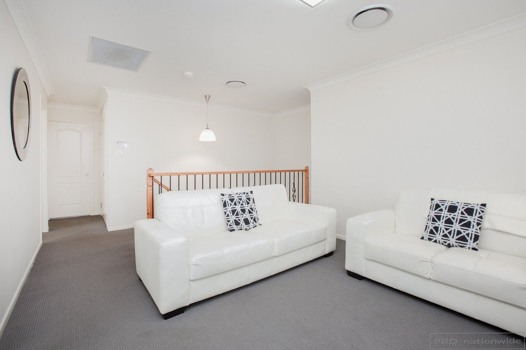 32 Golden Wattle Crescent THORNTON 14