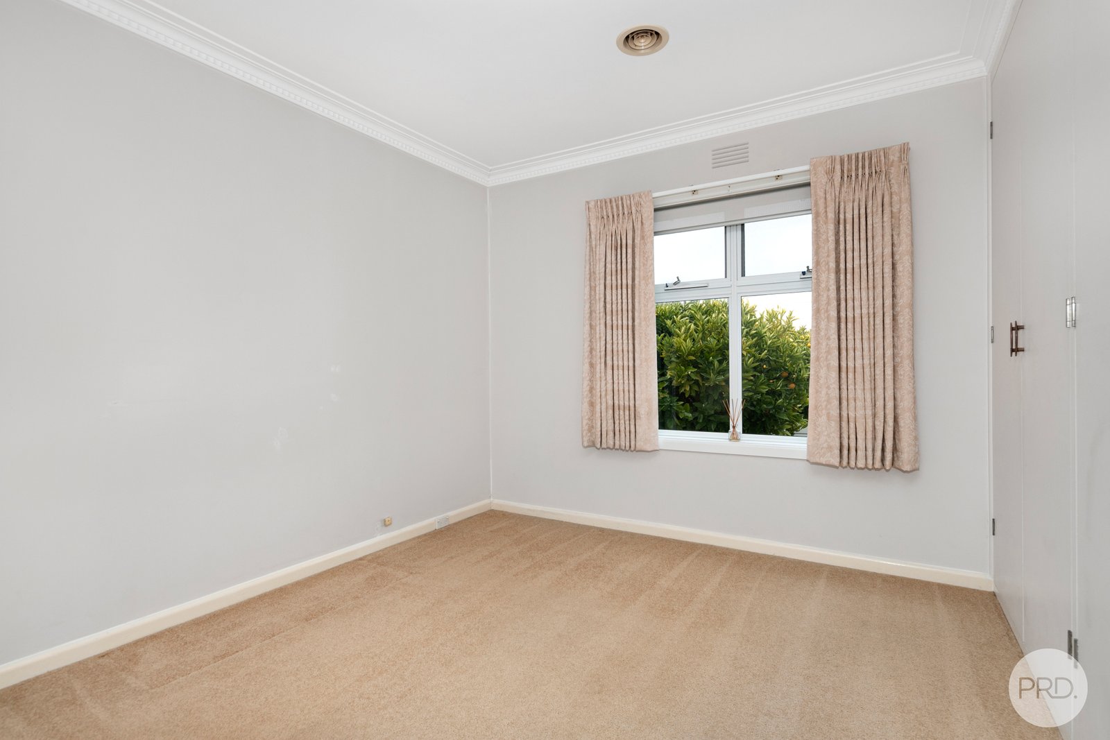 32 Grammar Street WENDOUREE 8