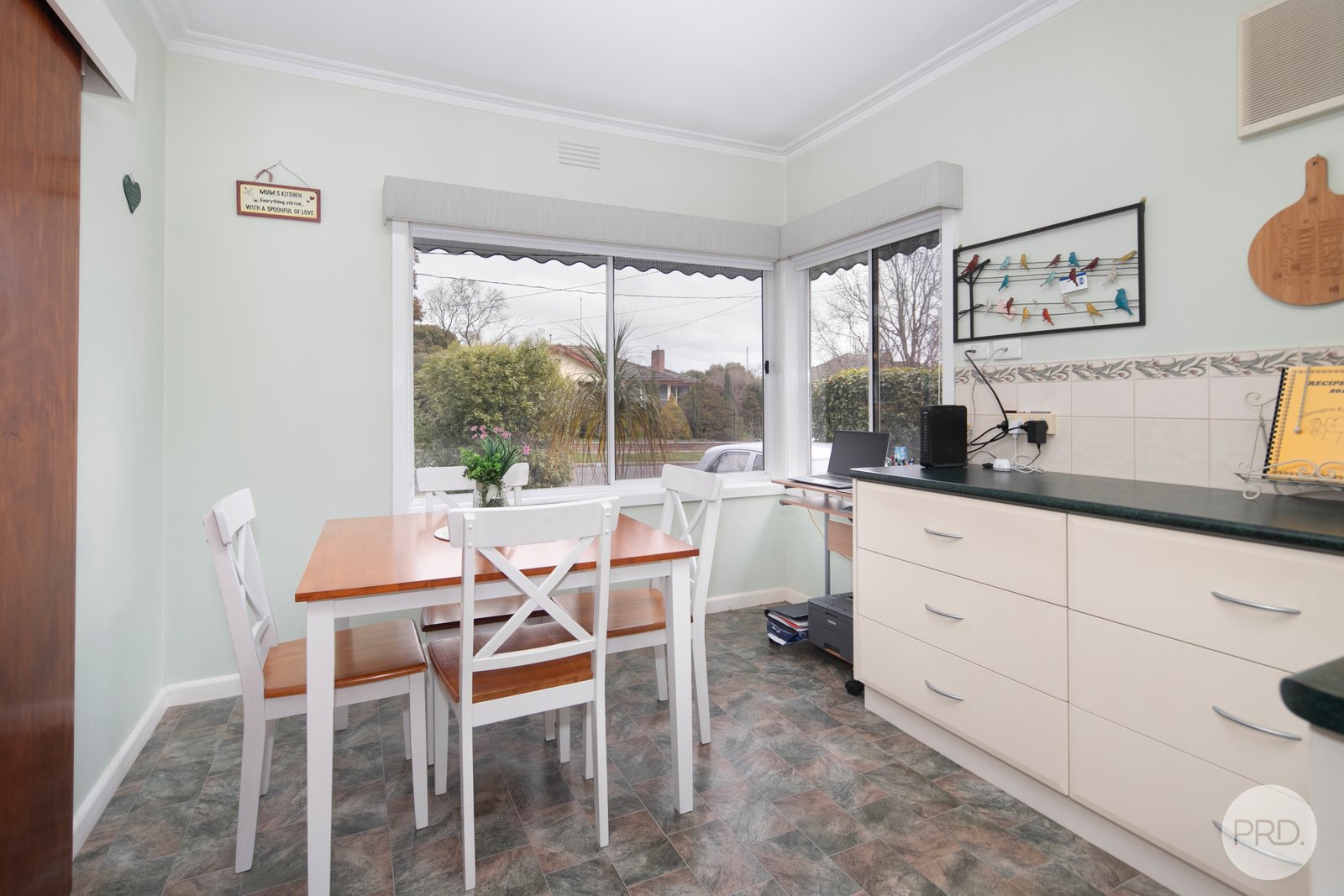 32 Grandview Grove WENDOUREE 10