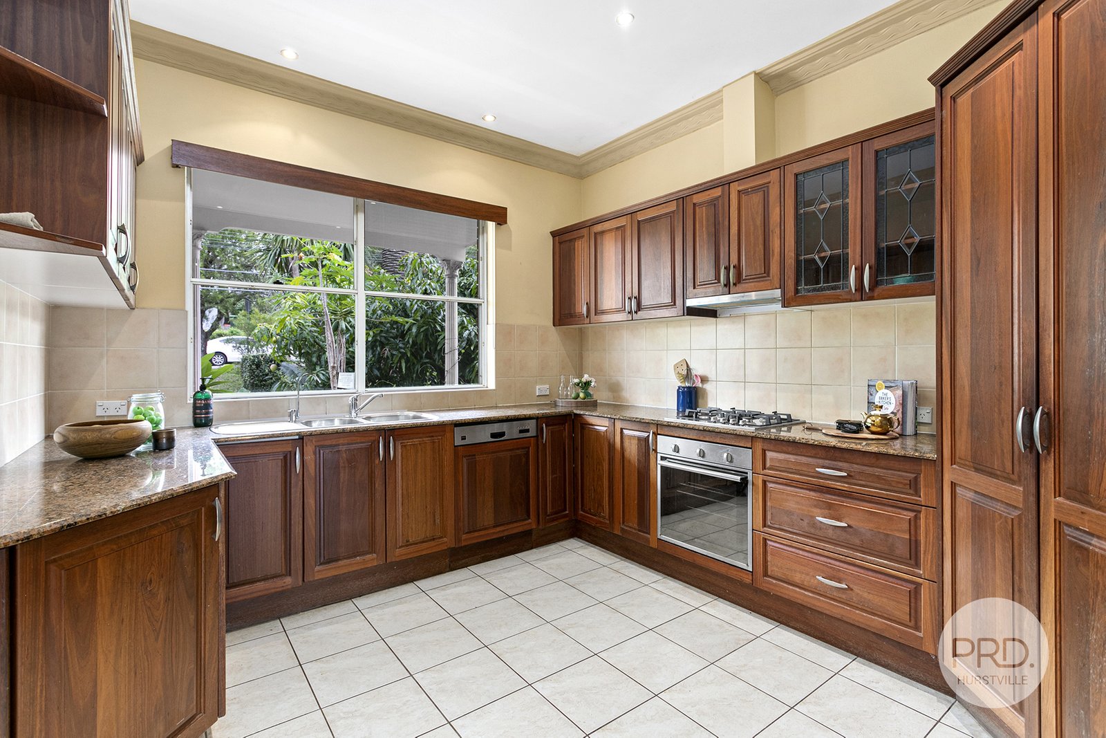 32 Greenbank Street HURSTVILLE 2