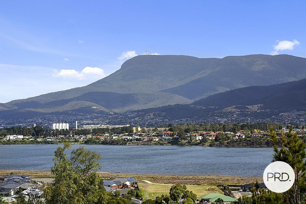 32 Grevillea Avenue OLD BEACH 3