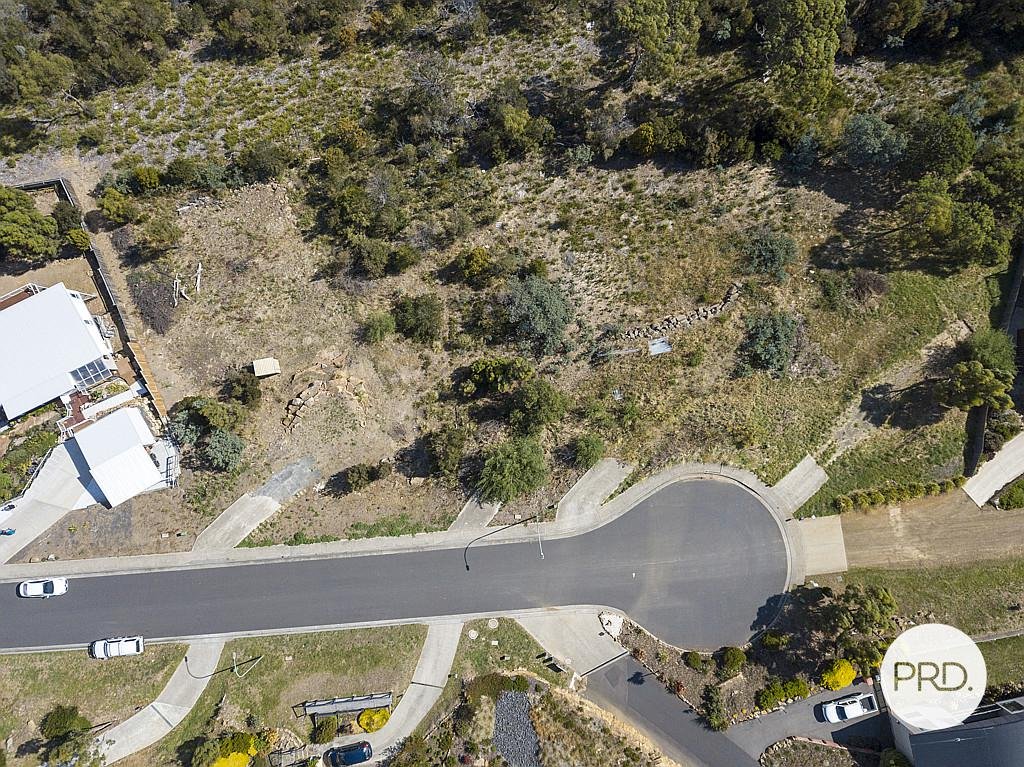 32 Grevillea Avenue OLD BEACH 5