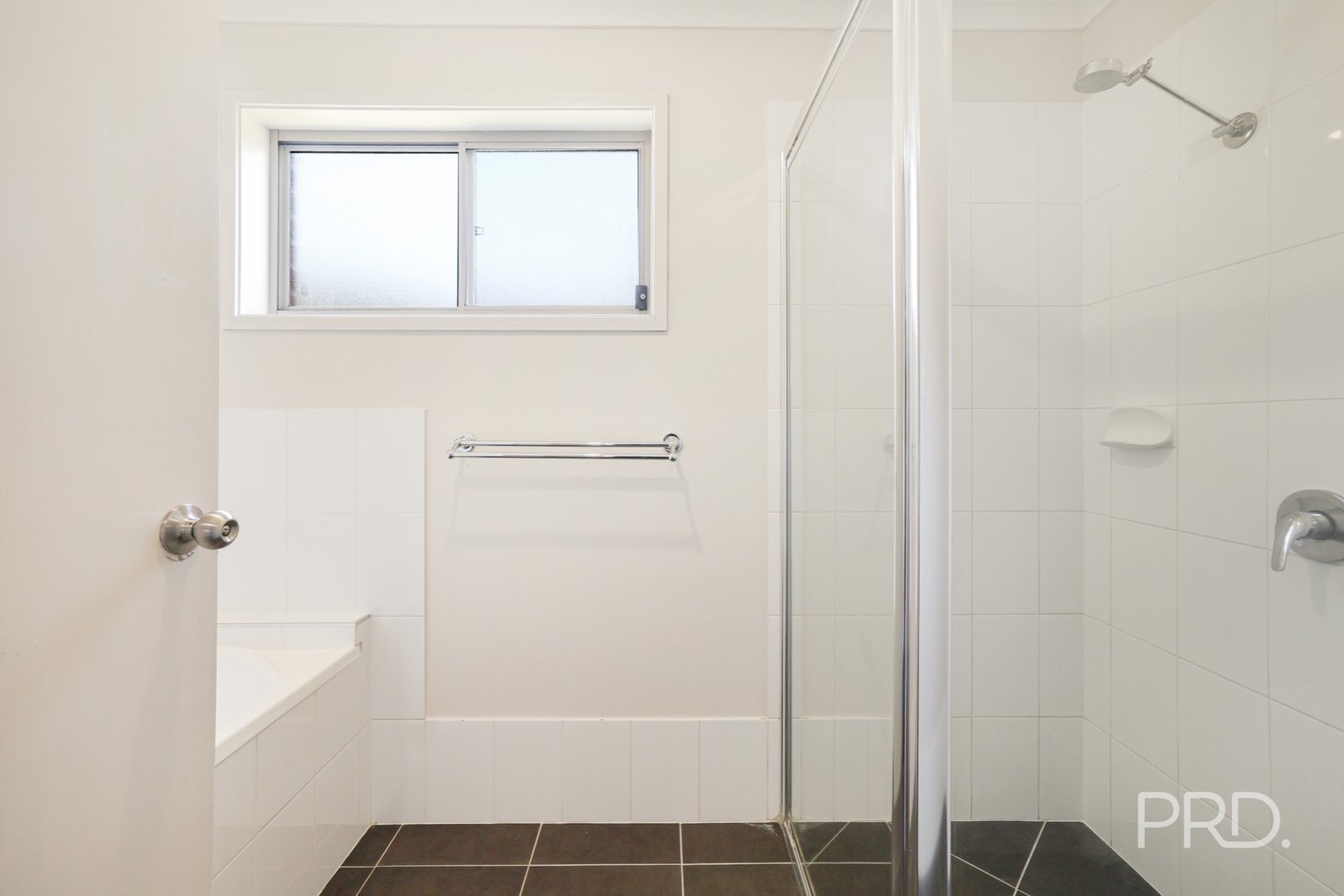 32 Gungurru Close CALALA 16