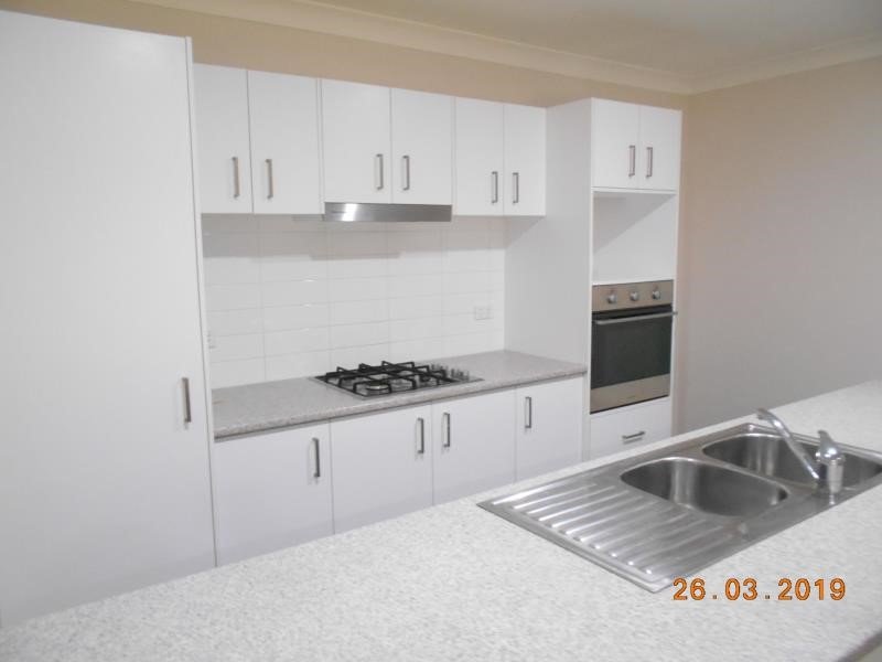 32 Gungurru Close TAMWORTH 2