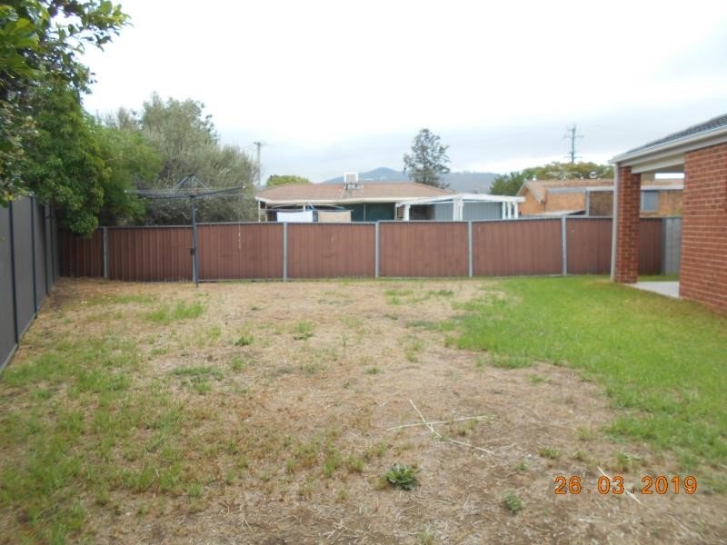 32 Gungurru Close TAMWORTH 6