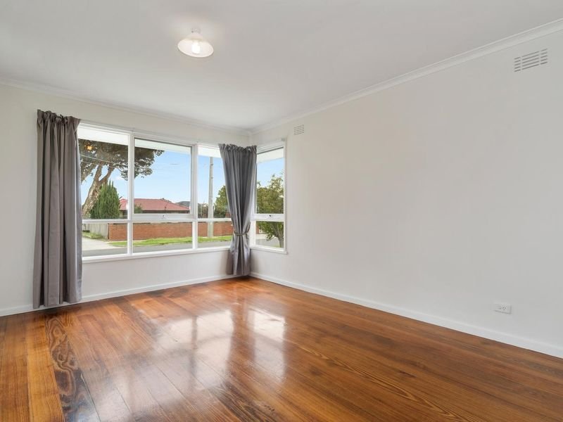 Gallery: 32 Hadley Street