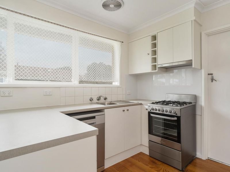 Gallery: 32 Hadley Street