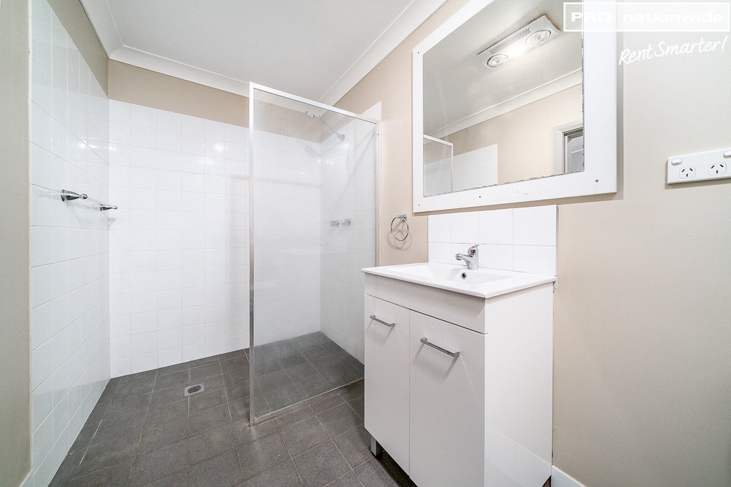 32 Hampden Avenue NORTH WAGGA WAGGA 8