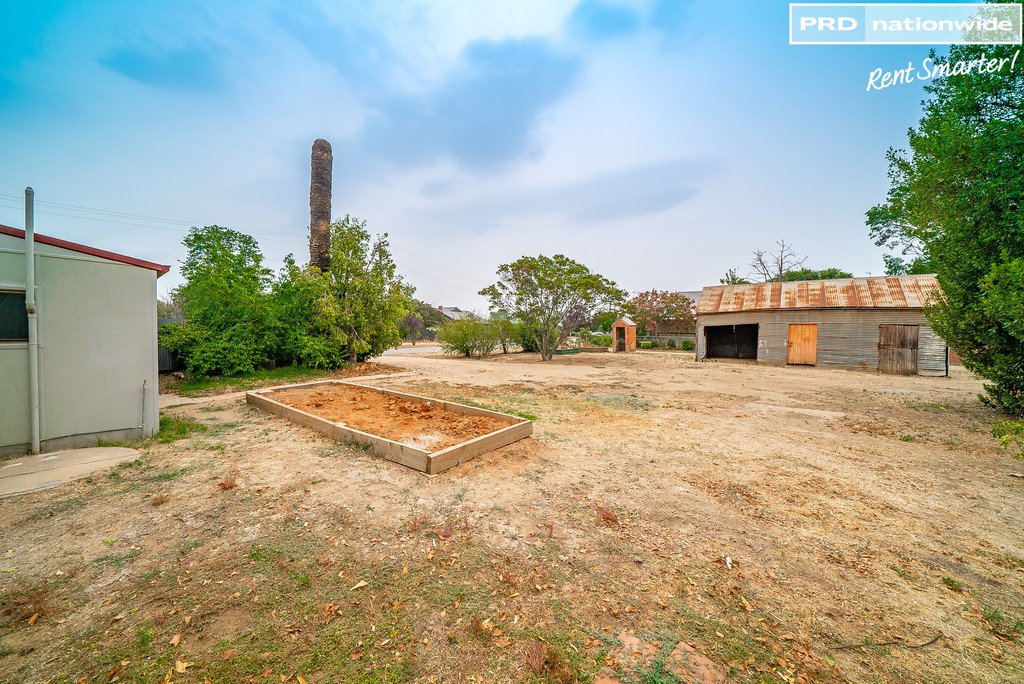 32 Hampden Avenue NORTH WAGGA WAGGA 9