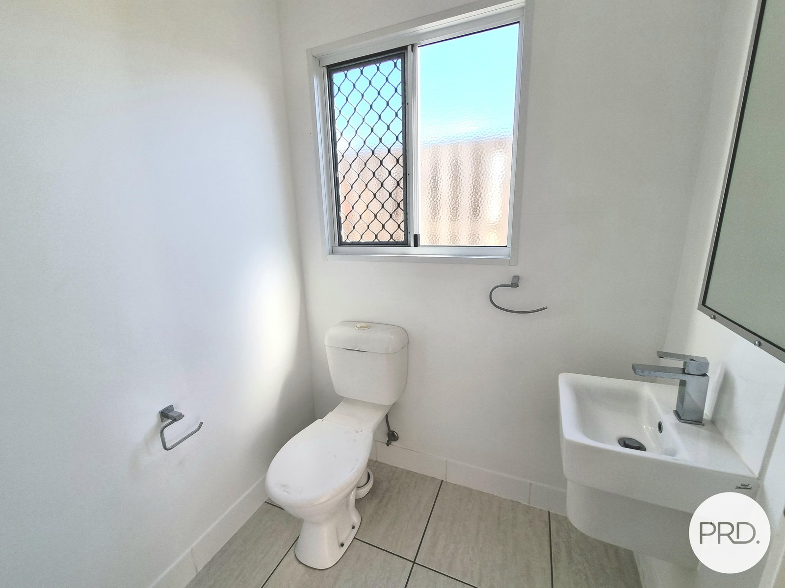 3/2 HARMONY Drive CLINTON 13