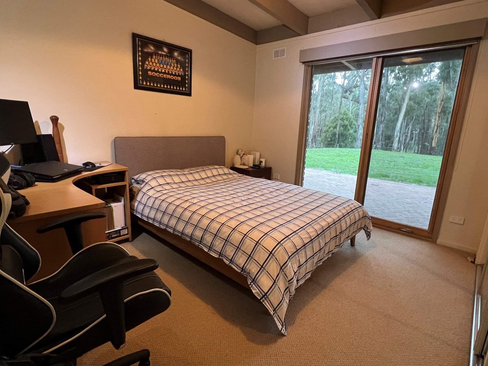 Real Estate and Property in 32 Harpers Road South, Woodend, VIC