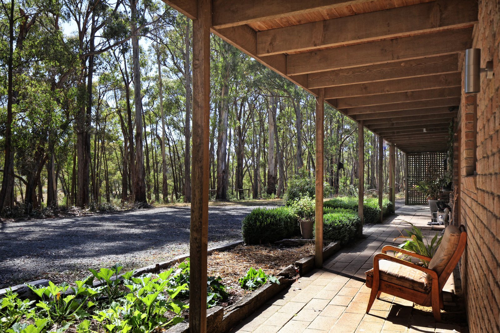 Real Estate and Property in 32 Harpers Road South, Woodend, VIC