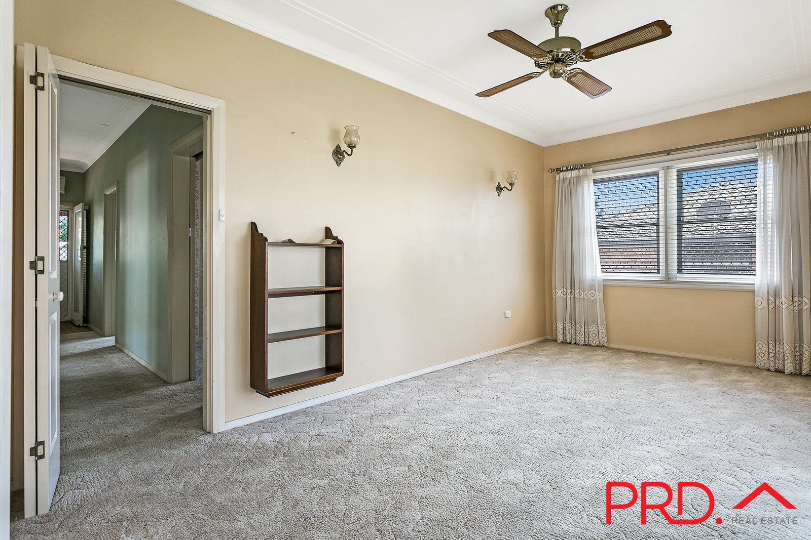 32 Hillvue Road TAMWORTH 6