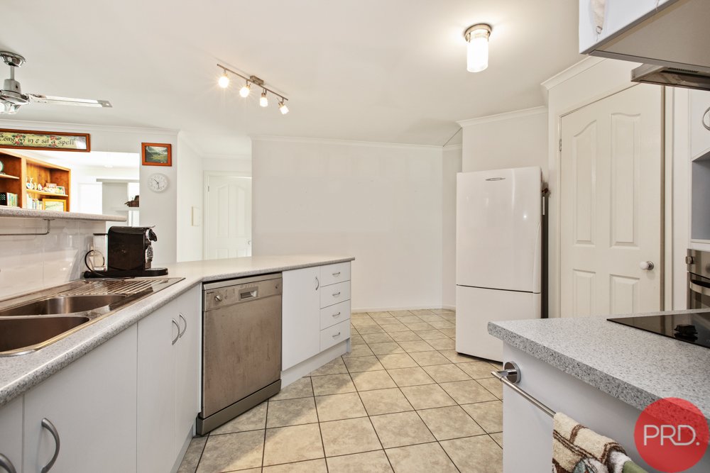 32 Hollingshed Street GRETA 30