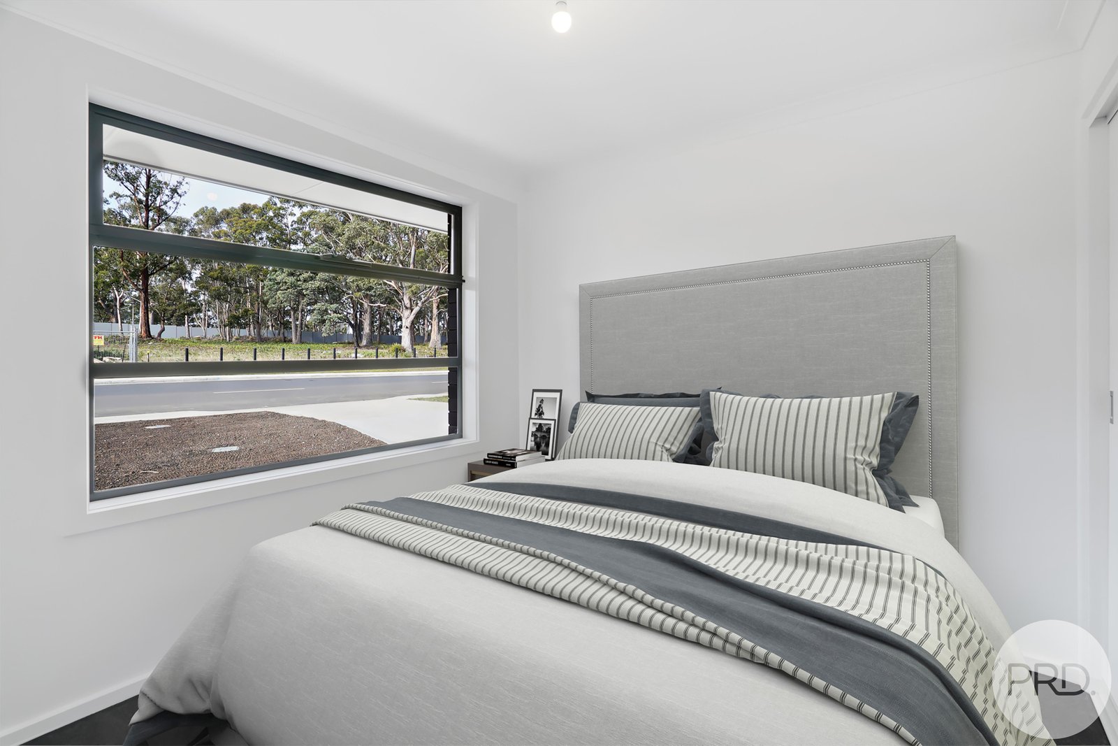 32 Hollyhock Drive KINGSTON 9